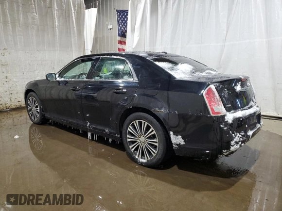 2013 Chrysler 300 S z VIN 2C3CCAGG2DH505279, wystawiony jako Copart lot #43584625 z przebiegiem 155 645 mil mil oraz Szkoda całkowita • Salvage title. Historia ofert i sprzedaży dostępna na DreamBid. Obrazek 2.