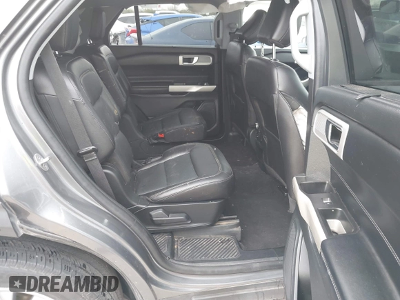 2021 Ford Explorer Limited with VIN 1FMSK8FH4MGB24960, listed as a IAAI auction lot 41288622 with 94,956 mi miles. Bid and sale history available at carsss.com. Image 8.