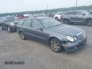2009 Mercedes-Benz E 350 z VIN WDBUH87X79B374536, wystawiony jako IAAI lot #42491326 z przebiegiem 145 885 mil mil oraz . Historia ofert i sprzedaży dostępna na DreamBid. Obrazek 1.