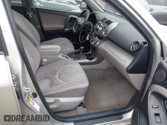 2008 Toyota RAV4 with VIN JTMBD33V985174122, listed as a IAAI auction lot 42050652 with 131,616 mi miles. Bid and sale history available at carsss.com. Image 5.