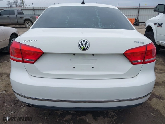 2013 Volkswagen Passat TDI SE with VIN 1VWBN7A34DC075197, listed as a IAAI auction lot 41707346 with 188,685 mi miles. Bid and sale history available at carsss.com. Image 17.