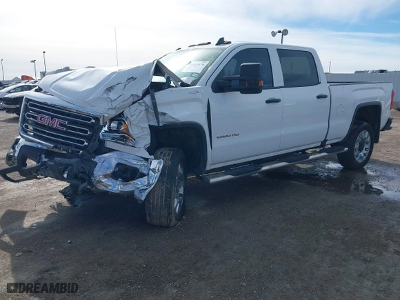 2018 GMC Sierra 2500HD with VIN 1GT12REG3JF164477, listed as a IAAI auction lot 41011570 with 162,491 mi miles. Bid and sale history available at carsss.com. Image 17.