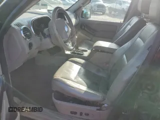 2007 Ford Explorer XLT z VIN 1FMEU63E47UB46713, wystawiony jako Copart lot #61844135 z przebiegiem Nie podano mil oraz Szkoda całkowita • Salvage title. Historia ofert i sprzedaży dostępna na DreamBid. Obrazek 7.