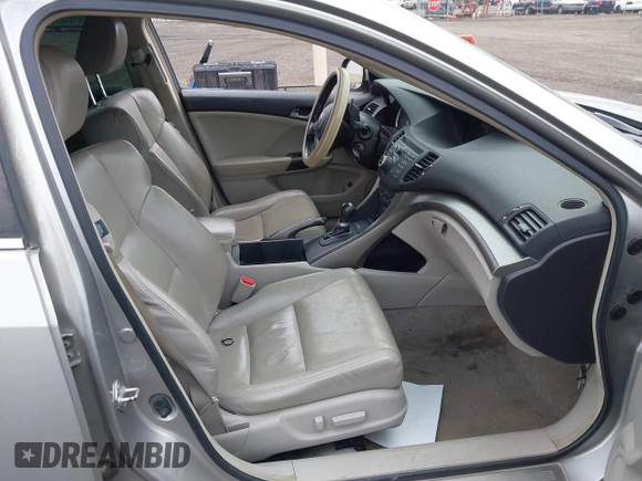 2010 Acura TSX z VIN JH4CU2F67AC016624, wystawiony jako IAAI lot #42813468 z przebiegiem 160 157 mil mil oraz . Historia ofert i sprzedaży dostępna na DreamBid. Obrazek 5.