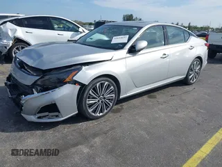 2023 Nissan Altima SL with VIN 1N4BL4EV6PN413992, listed as a IAAI auction lot 41644642 with 40,974 mi miles and . Bid and sale history available at DreamBid. Image 17.