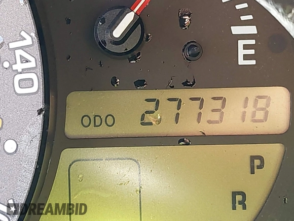 2001 Lexus IS 300/350 z VIN JTHBD182410021961, wystawiony jako IAAI lot #41983819 z przebiegiem 277 318 mil mil oraz . Historia ofert i sprzedaży dostępna na DreamBid. Obrazek 13.