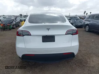 2023 Tesla Model Y Long Range with VIN 7SAYGDEE6PA064162, listed as a IAAI auction lot 41533464 with 24,337 mi miles. Bid and sale history available at carsss.com. Image 17.