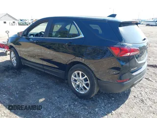 2022 Chevrolet Equinox LT with VIN 3GNAXKEV7NL245797, listed as a IAAI auction lot 41776901 with 18,055 mi miles. Bid and sale history available at carsss.com. Image 3.