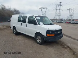 2006 Chevrolet Express Cargo Van with VIN 1GCFG15X461158491, listed as a IAAI auction lot 41845602 with 196,091 mi miles. Bid and sale history available at carsss.com. Image 1.