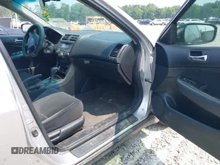 2007 Honda Accord LX with VIN 1HGCM56437A049997, listed as a IAAI auction lot 42424854 with 250,811 mi miles and . Bid and sale history available at DreamBid. Image 5.