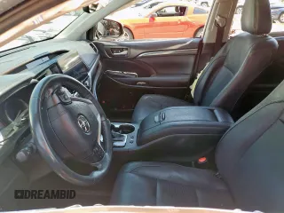 2019 Toyota Highlander Limited с VIN 5TDDZRFH7KS976527, выставлен на аукционе Copart как лот 52590495 с пробегом 31 968 миль миль и Списание • Salvage title. История ставок и продаж доступна на DreamBid. Изображение 7.