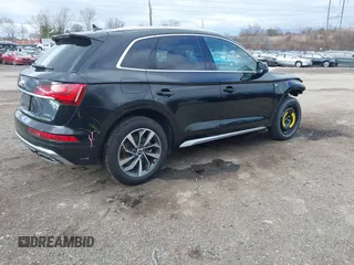 2023 Audi Q5 S line Premium with VIN WA1GAAFY5P2137099, listed as a IAAI auction lot 41731383 with 17,140 mi miles. Bid and sale history available at carsss.com. Image 4.