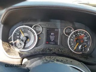 2021 Ram 2500 Big Horn z VIN 3C6UR5DL2MG627980, wystawiony jako Copart lot #51838145 z przebiegiem 130 024 mil mil oraz Szkoda całkowita • Salvage title. Historia ofert i sprzedaży dostępna na DreamBid. Obrazek 9.