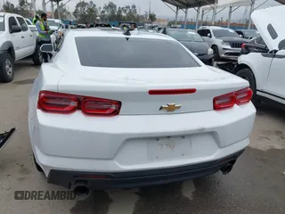 2020 Chevrolet Camaro 1LT with VIN 1G1FB1RX3L0149462, listed as a IAAI auction lot 42047607 with 68,278 mi miles. Bid and sale history available at carsss.com. Image 17.
