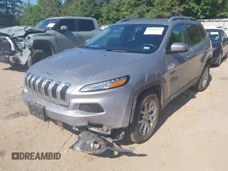 2018 Jeep Cherokee Latitude with VIN 1C4PJLCX1JD531305, listed as a IAAI auction lot 39712464 with 109,804 mi miles. Bid and sale history available at carsss.com. Image 2.