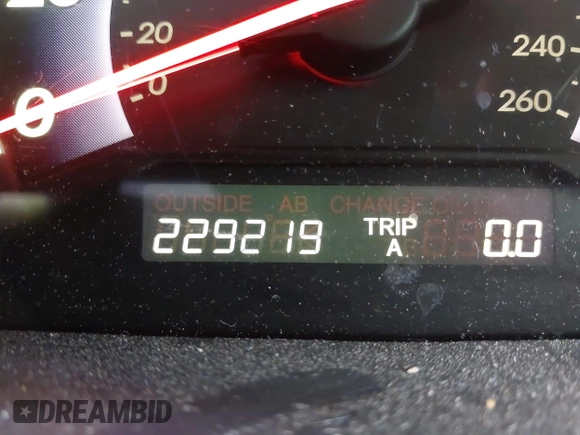 2006 Honda Odyssey EX with VIN 5FNRL384X6B401671, listed as a IAAI auction lot 42081914 with 229,219 mi miles. Bid and sale history available at carsss.com. Image 7.