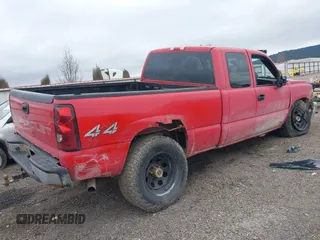 2003 Chevrolet Silverado 1500 with VIN 2GCEK19T631273729, listed as a IAAI auction lot 41777480 with 231,287 mi miles. Bid and sale history available at carsss.com. Image 4.