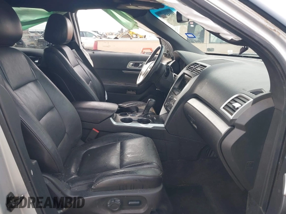 2014 Ford Explorer XLT with VIN 1FM5K7D88EGC12034, listed as a IAAI auction lot 41547902 with 122,082 mi miles and . Bid and sale history available at DreamBid. Image 5.