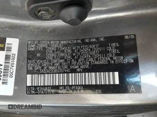 2005 Toyota Sienna XLE with VIN 5TDZA22C85S357440, listed as a IAAI auction lot 41227446 with 225,542 mi miles and . Bid and sale history available at DreamBid. Image 9.
