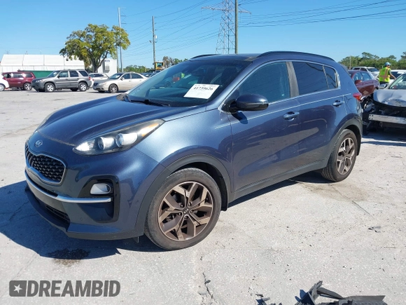 2020 Kia Sportage EX z VIN KNDPN3AC7L7781783, wystawiony jako IAAI lot #41739626 z przebiegiem 103 413 mil mil oraz . Historia ofert i sprzedaży dostępna na DreamBid. Obrazek 2.