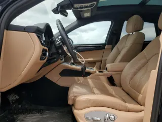 2021 Porsche Macan z VIN WP1AA2A56MLB14319, wystawiony jako Copart lot #54217005 z przebiegiem 28 456 mil mil oraz Szkoda całkowita • Salvage title. Historia ofert i sprzedaży dostępna na DreamBid. Obrazek 7.