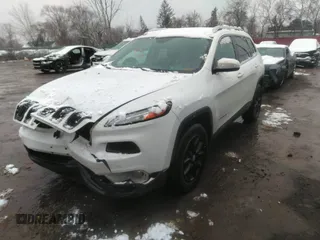 2015 Jeep Cherokee Latitude с VIN 1C4PJMCB5FW509555, выставлен на аукционе IAAI как лот 41146991 с пробегом 173 745 миль миль и . История ставок и продаж доступна на DreamBid. Изображение 17.