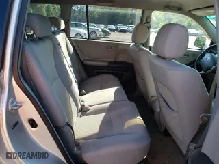 2005 Toyota Highlander with VIN JTEDP21A050063120, listed as a Copart auction lot 61280124 with 338,659 mi miles and Non Repairable. Bid and sale history available at carsss.com. Image 11.