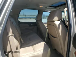 2007 Chevrolet Tahoe LTZ z VIN 1GNFK13057R201668, wystawiony jako Copart lot #58030125 z przebiegiem 197 818 mil mil oraz Szkoda całkowita • Salvage title. Historia ofert i sprzedaży dostępna na DreamBid. Obrazek 11.