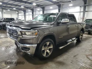 2019 Ram 1500 Laramie z VIN 1C6SRFJT8KN867315, wystawiony jako Copart lot #57438005 z przebiegiem 99 450 mil mil oraz Szkoda całkowita • Salvage title. Historia ofert i sprzedaży dostępna na DreamBid. Obrazek 1.