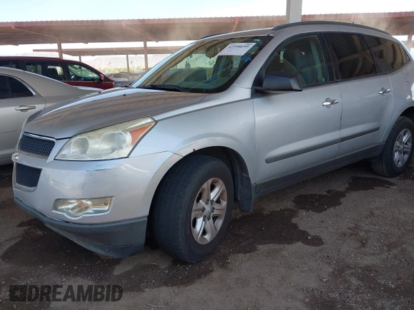2012 Chevrolet Traverse LS z VIN 1GNKREED4CJ360370, wystawiony jako IAAI lot #42398695 z przebiegiem 194 875 mil mil oraz . Historia ofert i sprzedaży dostępna na DreamBid. Obrazek 2.