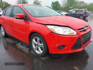 2014 Ford Focus SE z VIN 1FADP3K2XEL434662, wystawiony jako IAAI lot #42198539 z przebiegiem 79 656 mil mil oraz . Historia ofert i sprzedaży dostępna na DreamBid. Obrazek 1.