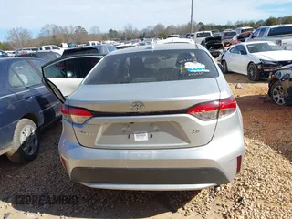 2021 Toyota Corolla LE with VIN JTDEPMAE3MJ138862, listed as a IAAI auction lot 41450043 with 79,297 mi miles. Bid and sale history available at carsss.com. Image 17.