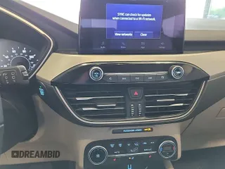 2020 Ford Escape SEL with VIN 1FMCU9H62LUA82501, listed as a IAAI auction lot 42843901 with 98,316 mi miles and . Bid and sale history available at DreamBid. Image 7.
