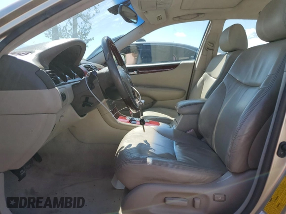 2002 Lexus ES 300 with VIN JTHBF30G020083372, listed as a Copart auction lot 51644445 with 134,444 mi miles and Clean Title. Bid and sale history available at DreamBid. Image 7.