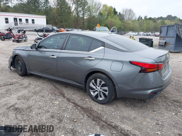 2020 Nissan Altima 2.5 S with VIN 1N4BL4BV2LC228560, listed as a IAAI auction lot 41947151 with 65,000 mi miles and . Bid and sale history available at carsss.com. Image 3.