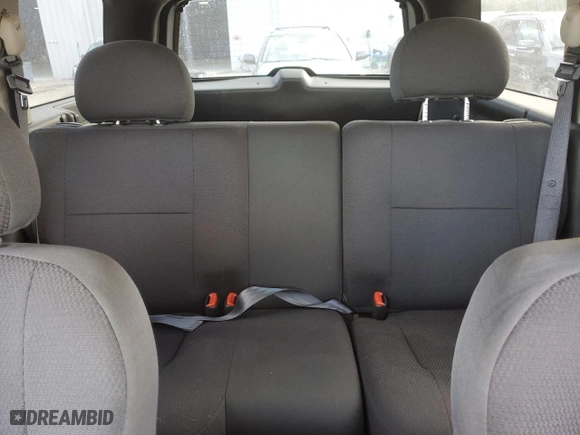 2002 Jeep Grand Cherokee Laredo with VIN 1J4GW48N02C205818, listed as a Copart auction lot 44737205 with 136,030 mi miles and Salvage Title. Bid and sale history available at carsss.com. Image 10.
