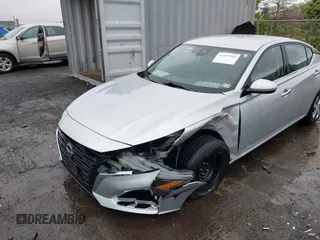 2023 Nissan Altima S with VIN 1N4BL4BV7PN369067, listed as a IAAI auction lot 41977310 with 90,576 mi miles and . Bid and sale history available at carsss.com. Image 6.