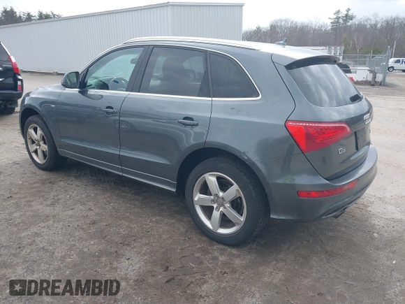 2012 Audi Q5 3.2L Premium Plus with VIN WA1DKAFPXCA080146, listed as a IAAI auction lot 41884166 with 231,000 mi miles. Bid and sale history available at carsss.com. Image 3.