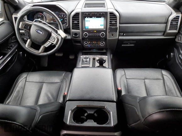 2018 Ford Expedition XLT with VIN 1FMJU1HT7JEA28505, listed as a Copart auction lot 85913484 with 115,392 mi miles and Clean Title. Bid and sale history available at carsss.com. Image 8.