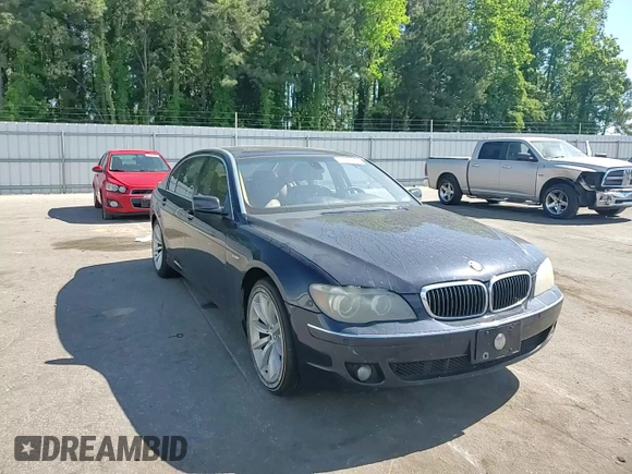 2008 BMW 7 Series 750Li z VIN WBAHN83598DT84968, wystawiony jako Copart lot #55589795 z przebiegiem 211 243 mil mil oraz Szkoda całkowita • Salvage title. Historia ofert i sprzedaży dostępna na DreamBid. Obrazek 13.