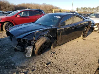 2014 Dodge Charger RT Plus with VIN 2C3CDXCT7EH113595, listed as a Copart auction lot 88132025 with 172,752 mi miles and Salvage Title. Bid and sale history available at carsss.com. Image 1.