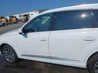 2017 Audi Q7 Premium Plus z VIN WA1LAAF74HD023137, wystawiony jako IAAI lot #42589949 z przebiegiem 75 860 mil mil oraz . Historia ofert i sprzedaży dostępna na DreamBid. Obrazek 14.