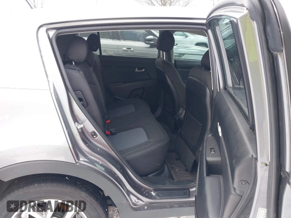 2016 Kia Sportage LX with VIN KNDPB3AC2G7847526, listed as a IAAI auction lot 41326209 with 202,657 mi miles. Bid and sale history available at carsss.com. Image 8.