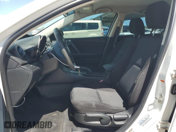 2011 Mazda 3 i Sport with VIN JM1BL1UF8B1464672, listed as a Copart auction lot 56756835 with 138,885 mi miles and Clean Title. Bid and sale history available at DreamBid. Image 7.