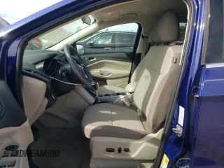 2016 Ford Escape SE z VIN 1FMCU0G99GUC07099, wystawiony jako Copart lot #54575115 z przebiegiem 86 623 mil mil oraz Szkoda całkowita • Salvage title. Historia ofert i sprzedaży dostępna na DreamBid. Obrazek 7.