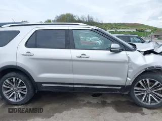 2019 Ford Explorer Platinum с VIN 1FM5K8HT7KGA06333, выставлен на аукционе IAAI как лот 42094006 с пробегом 91 620 миль миль и . История ставок и продаж доступна на DreamBid. Изображение 14.