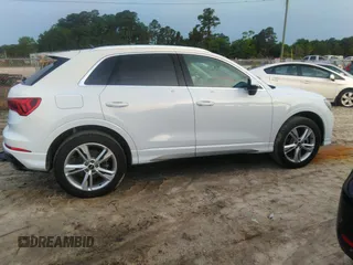 2022 Audi Q3 S line Premium Plus with VIN WA1EECF35N1035137, listed as a IAAI auction lot 42279961 with 43,458 mi miles and . Bid and sale history available at DreamBid. Image 13.