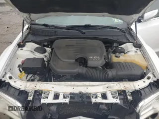 2016 Chrysler 300 Limited with VIN 2C3CCARG7GH170697, listed as a Copart auction lot 46917605 with 160,237 mi miles and Salvage Title. Bid and sale history available at DreamBid. Image 11.