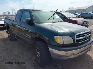 2000 Toyota Tundra SR5 with VIN 5TBRT341XYS048349, listed as a IAAI auction lot 41812430 with 256,573 mi miles and . Bid and sale history available at carsss.com. Image 1.