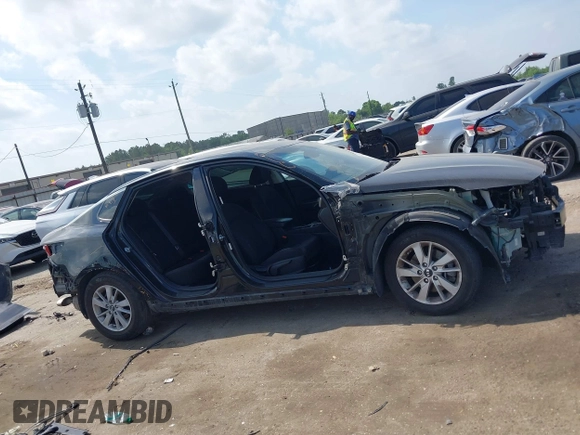 2016 Kia Optima LX z VIN 5XXGT4L39GG040542, wystawiony jako IAAI lot #42054804 z przebiegiem 112 018 mil mil oraz . Historia ofert i sprzedaży dostępna na DreamBid. Obrazek 14.